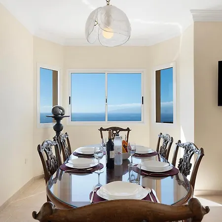 Casa Carla Private, Pool, Air By Paramount Holidays *