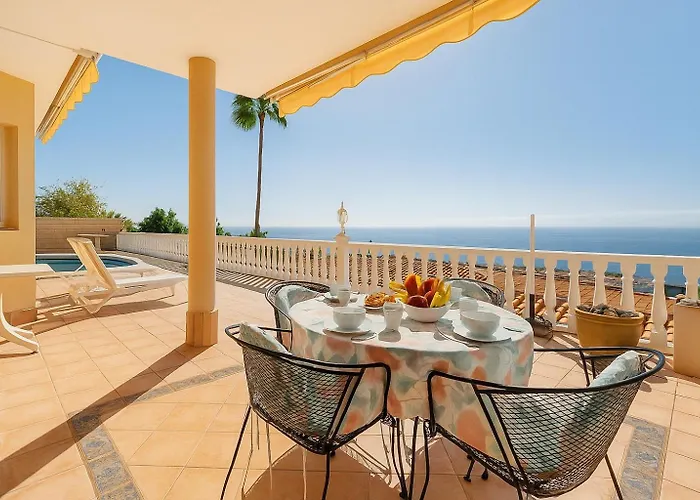 Casa Carla Private, Pool, Air By Paramount Holidays