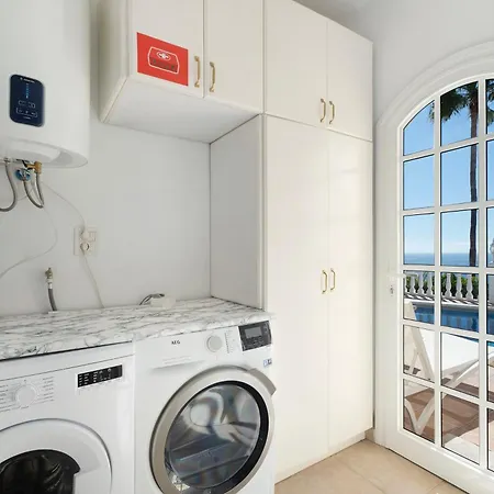 Casa Carla Private, Pool, Air By Paramount Holidays 펜션 푸에르토 데 산티아고