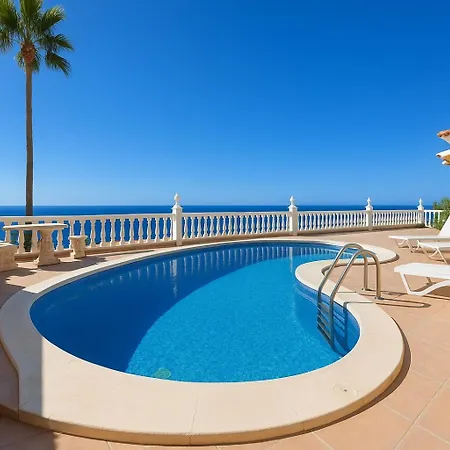 Casa Carla Private, Pool, Air By Paramount Holidays *