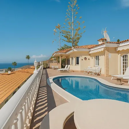 Casa Carla Private, Pool, Air By Paramount Holidays Semesterbostad *