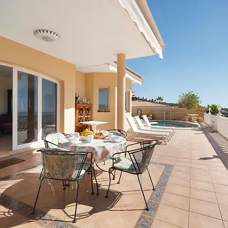 Casa Carla Private, Pool, Air By Paramount Holidays Дом отдыха