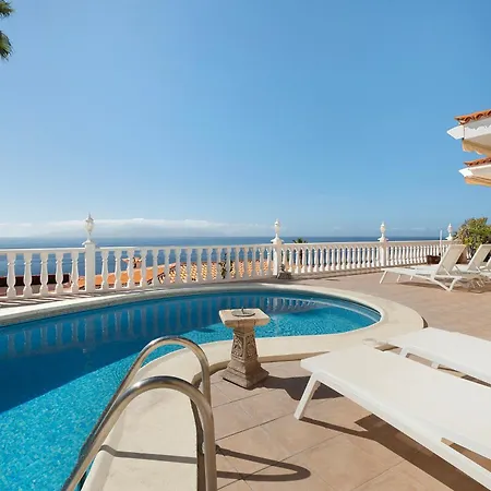 Casa Carla Private, Pool, Air By Paramount Holidays *