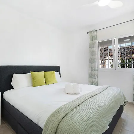 Casa Carla Private, Pool, Air By Paramount Holidays בית נופש