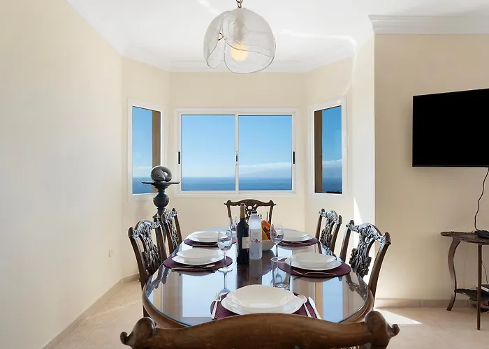 Casa Carla Private, Pool, Air By Paramount Holidays *