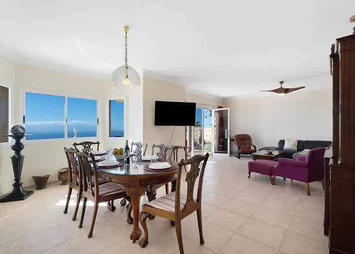 Casa Carla Private, Pool, Air By Paramount Holidays