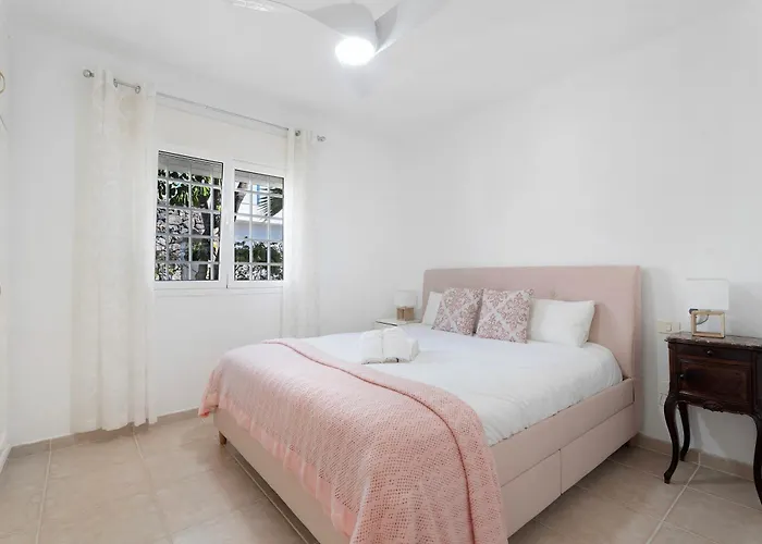 Casa Carla Private, Pool, Air By Paramount Holidays * Пуэрто-де-Сантьяго