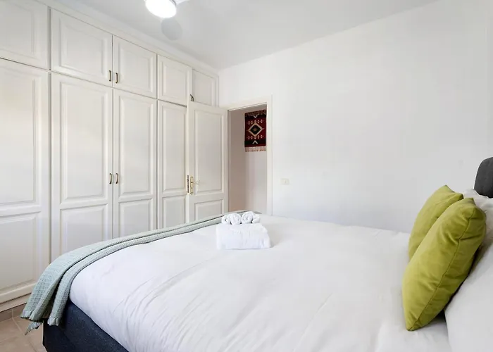 Дом отдыха Casa Carla Private, Pool, Air By Paramount Holidays *